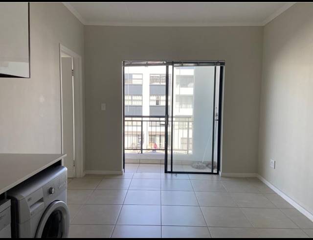1 BEDROOM PROPERTY TO RENT IN SANDOWN